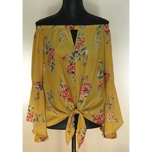 NWT Off Shoulder Bell Sleeve Front Tie Blouse | Small | Peach Love |